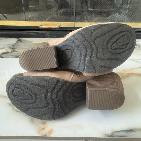 OTBT Women’s Flower Child Comfort Shoe Heeled Sandals Slingback Size 7.5 Tassels - Picture 11 of 14